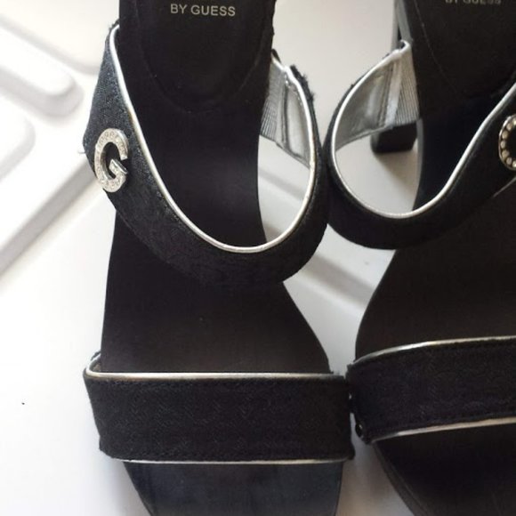 Guess Shoes Heels Guess GG Logo - Picture 8 of 8